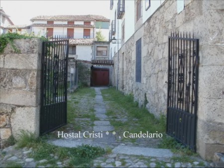 entrada Hostal Cristi **